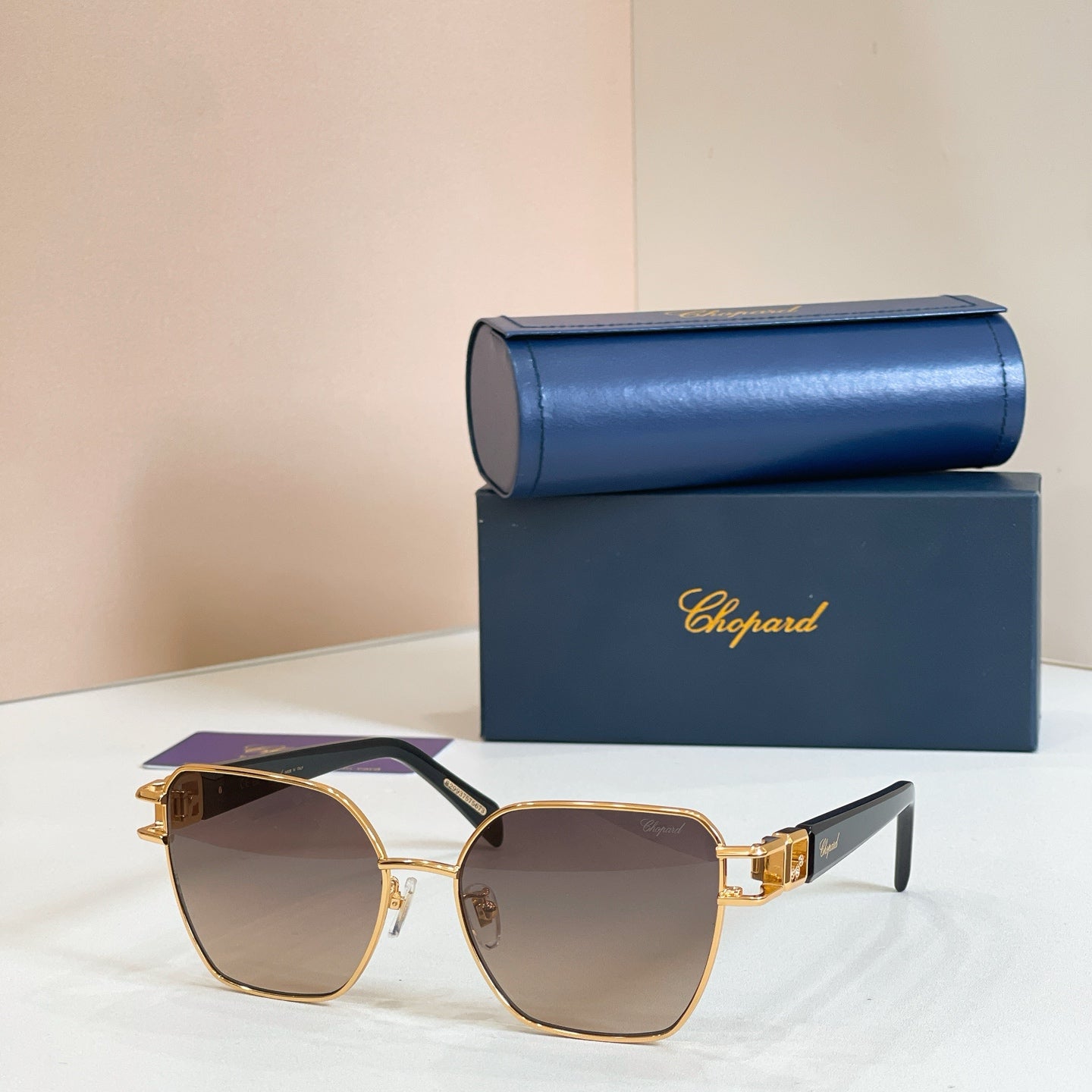 Chopard Sunglasses SCHM22S